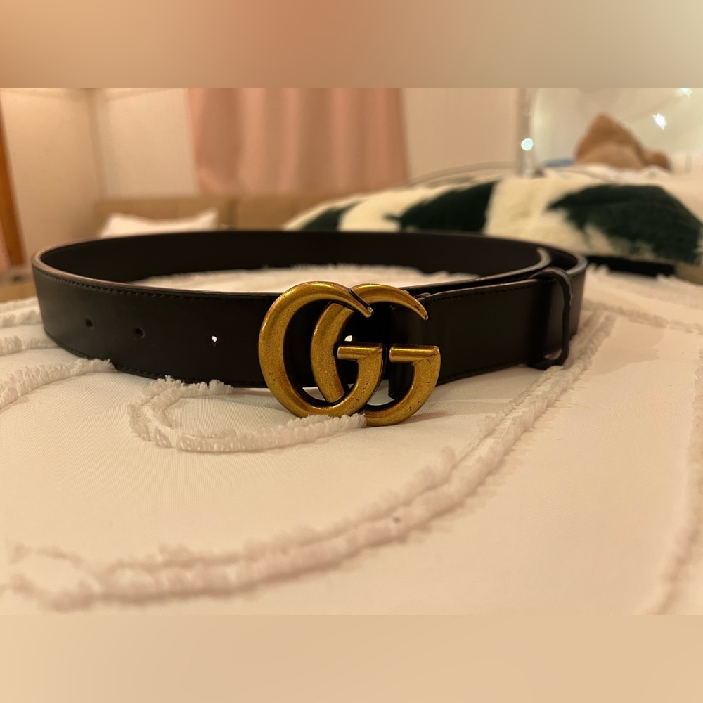 double GG black leather gucci belt - from 2018 
41 inches total length